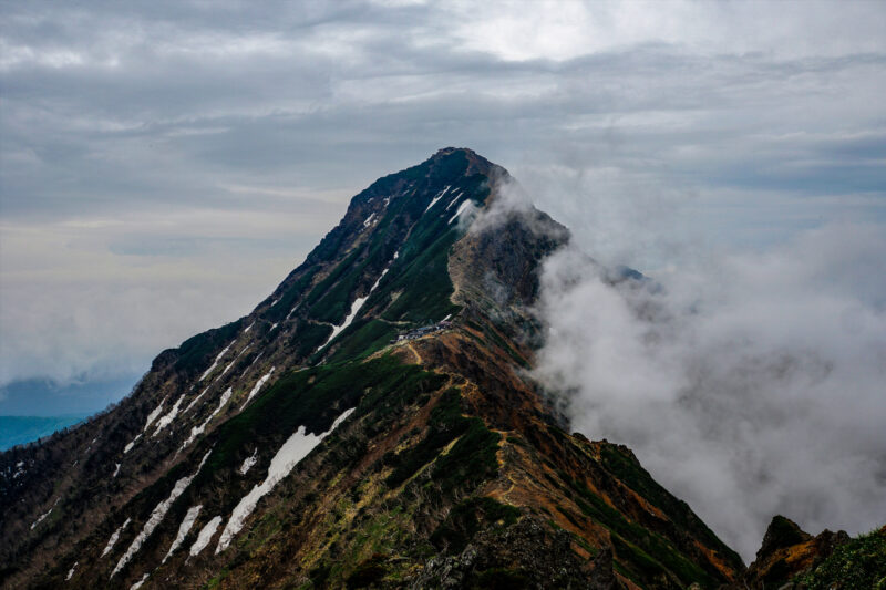 初夏の八ヶ岳登山 赤岳鉱泉から硫黄岳・横岳を周る