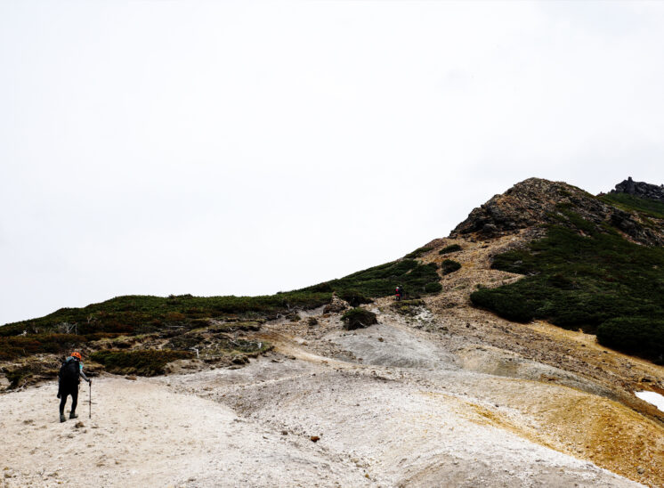 初夏の八ヶ岳登山 赤岳鉱泉から硫黄岳・横岳を周る