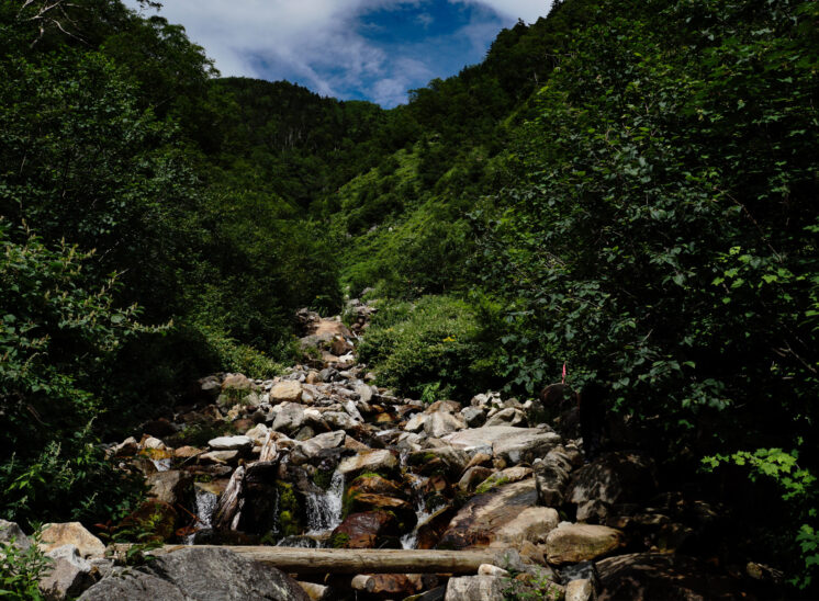 夏の常念山脈縦走登山