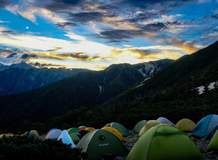 夏の常念山脈縦走登山