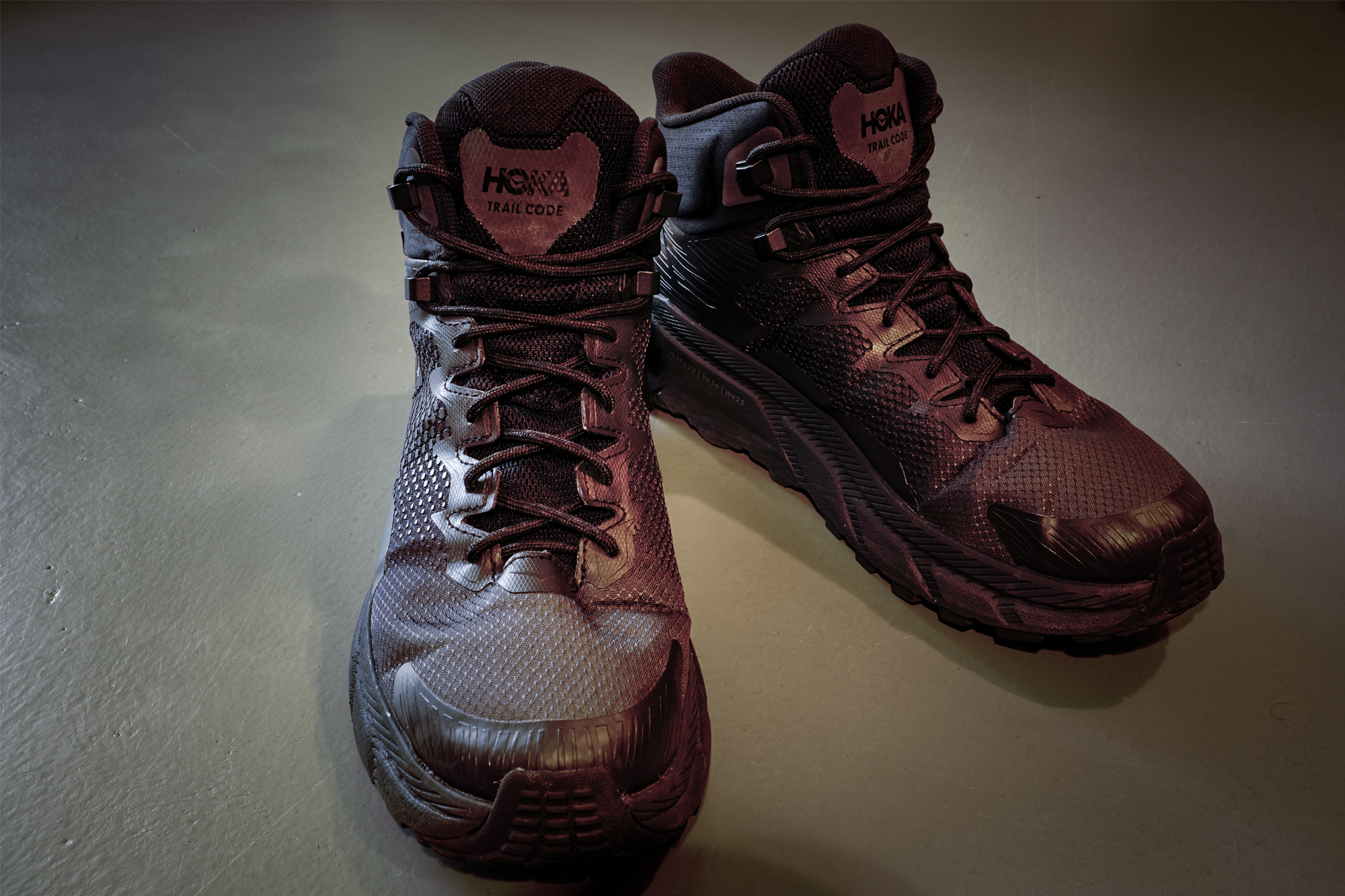 HOKA Trail Code Mid GTX