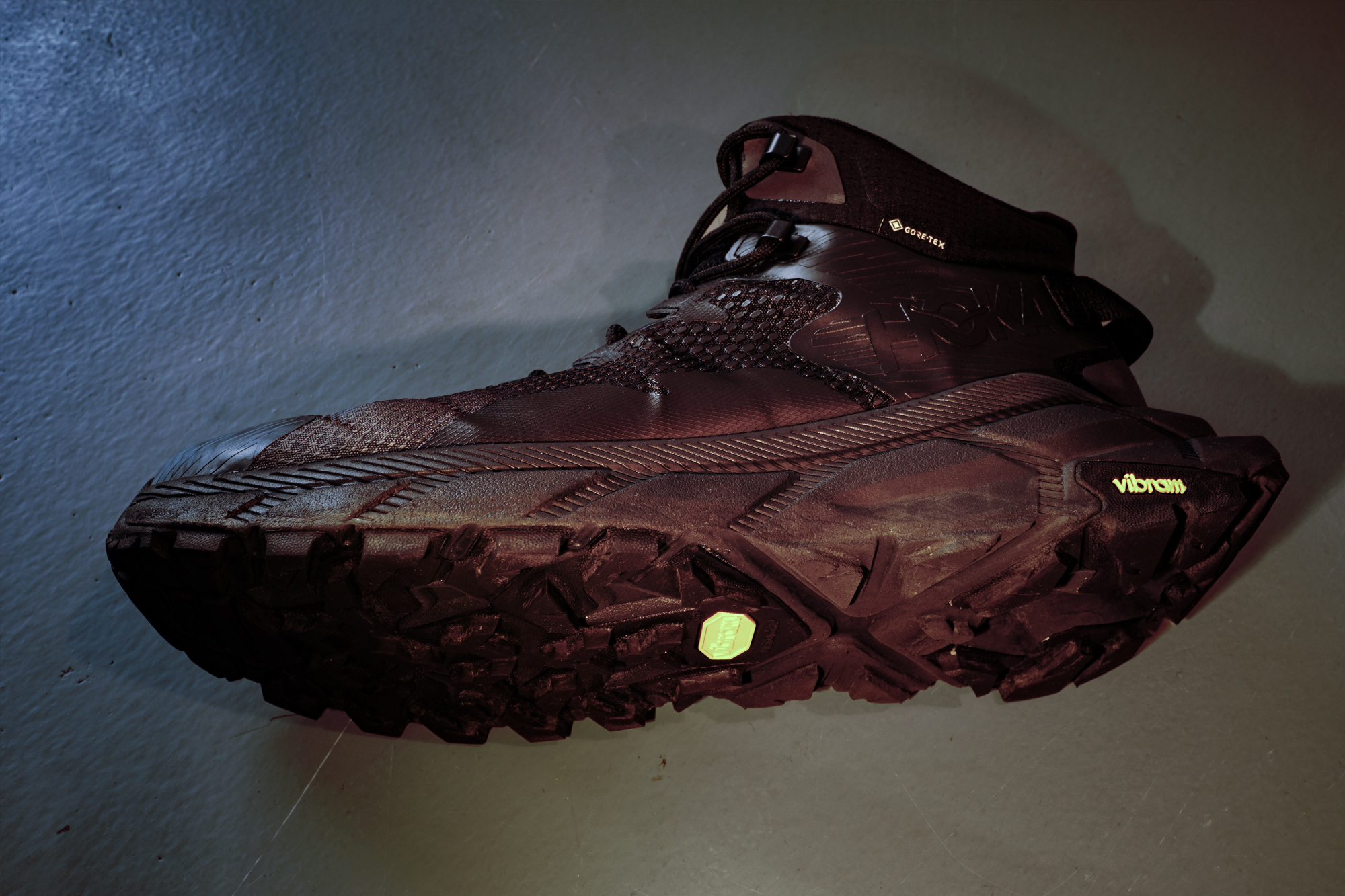 HOKA Trail Code Mid GTX